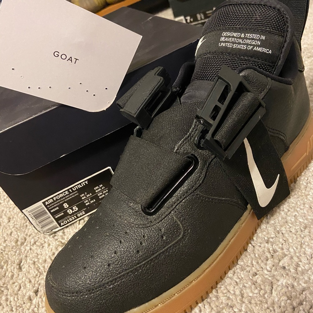 Air Force 1 Low Utility “Black”